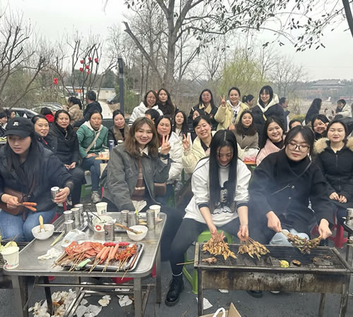 綿陽市先鋒醫(yī)療器械有限公司—— 慶?！?.8婦女節(jié)”，共赴燒烤盛宴，致敬巾幗風(fēng)采